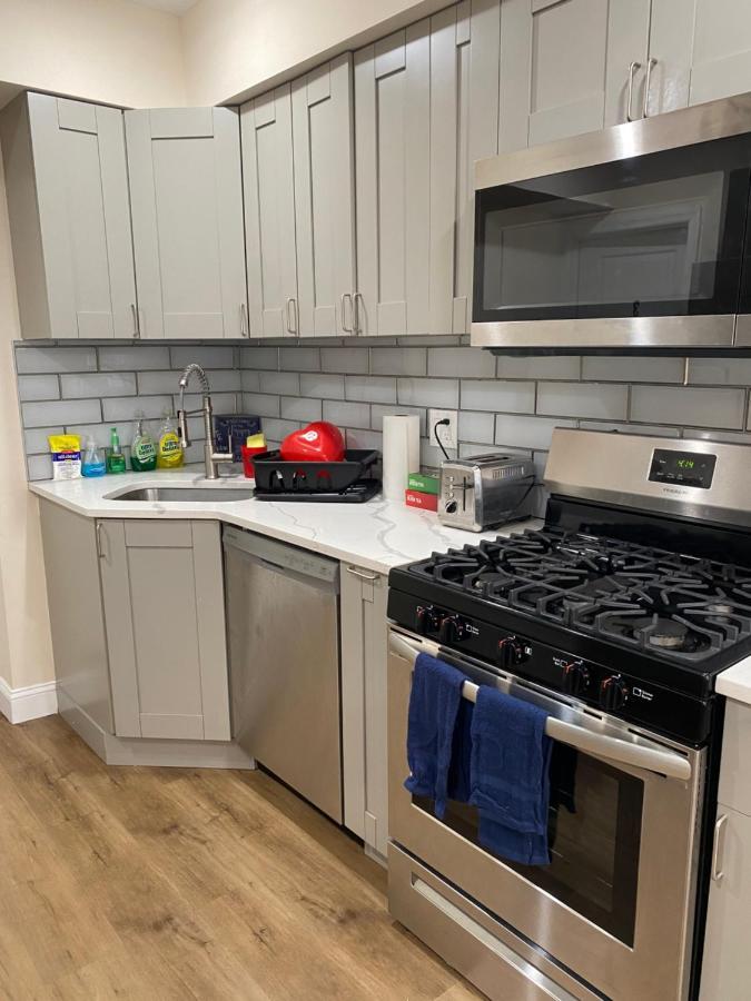 Private Room In South Philly Near Arenas! Philadelphia Exterior foto