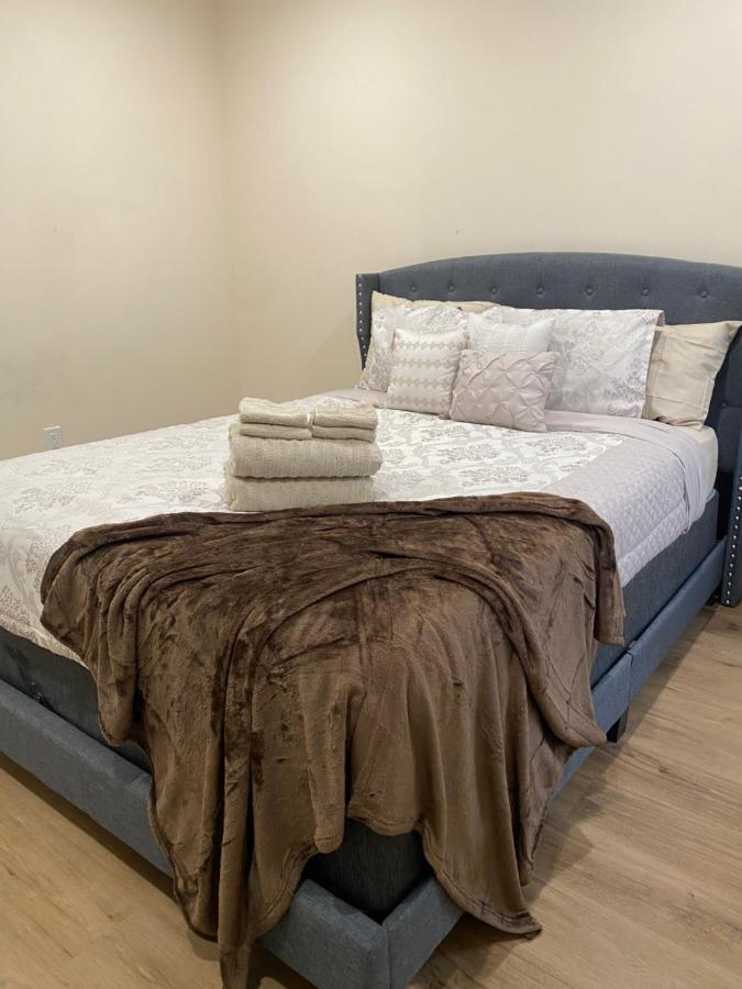 Private Room In South Philly Near Arenas! Philadelphia Exterior foto
