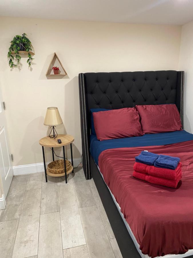 Private Room In South Philly Near Arenas! Philadelphia Exterior foto